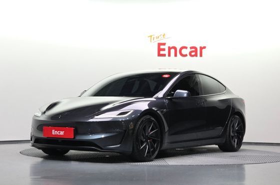 Tesla Model 3 Performance AWD — пробег 9 033 км — фото 1 из 5