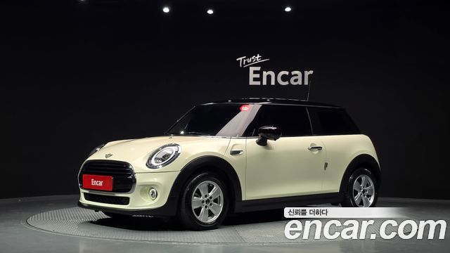 Mini Cooper Standard Third Generation — пробег 100 310 км — фото 1 из 5