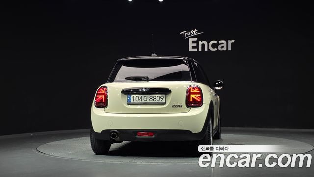 Mini Cooper Standard Third Generation — пробег 100 310 км — фото 4 из 5