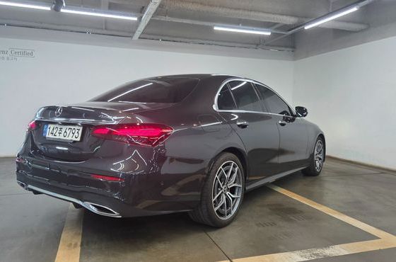 Mercedes-Benz E-Class E220d 4MATIC AMG Line — пробег 48 648 км — фото 2 из 5