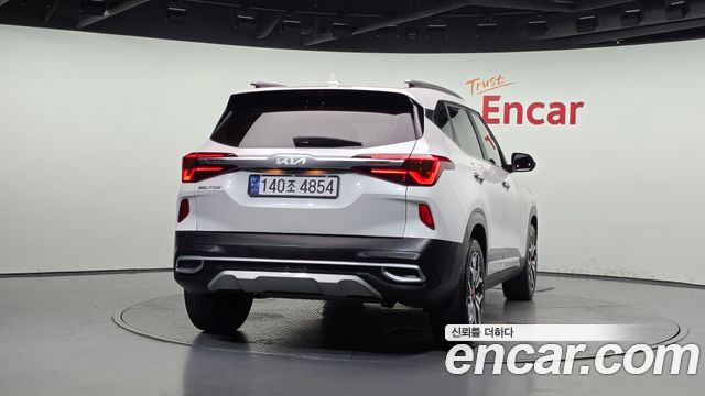 Kia Seltos из Кореи Encar