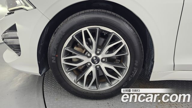 Kia K5 из Кореи Encar