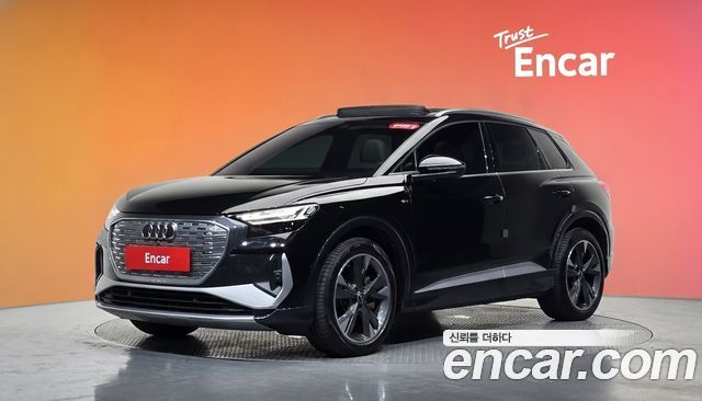 Audi Q4 e-tron 40 Premium — пробег 58 604 км — фото 1 из 5