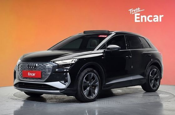 Audi Q4 e-tron 40 Premium — пробег 58 604 км — фото 1 из 5