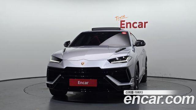 Lamborghini Urus из Кореи Encar