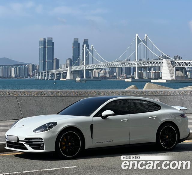 Porsche Panamera 3.0 AWD — пробег 90 000 км — фото 3 из 5