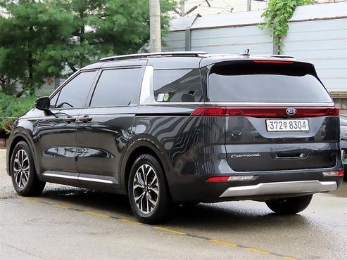 Kia Carnival Diesel 9-Seater Signature — пробег 115 000 км — фото 3 из 5