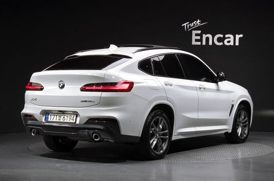 BMW X4 xDrive20d M Sport — пробег 64 405 км — фото 2 из 5