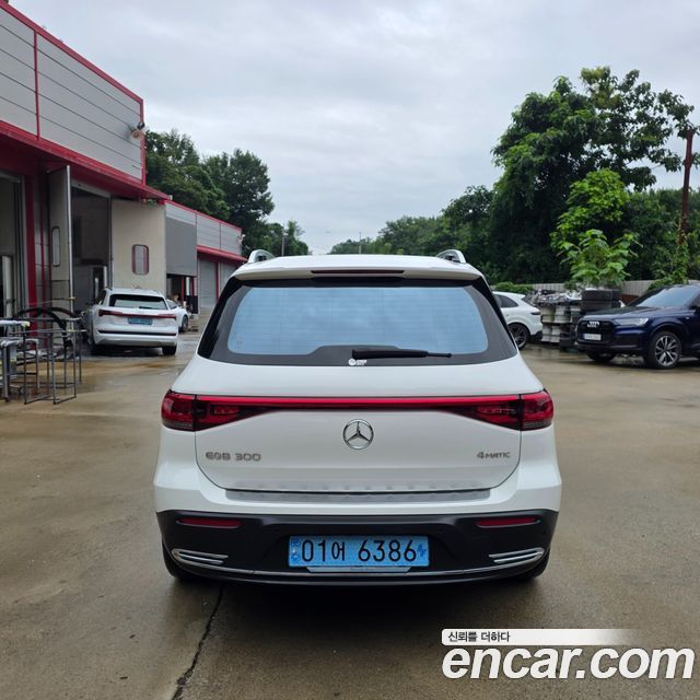 Mercedes-Benz EQB из Кореи Encar