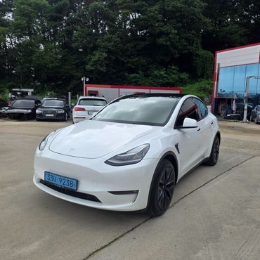 Tesla Model Y Long Range AWD — пробег 168 000 км — фото 2 из 5