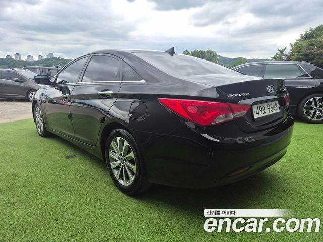 Hyundai Sonata CVVL Modern — пробег 124 000 км — фото 4 из 5