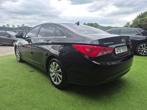 Hyundai Sonata CVVL Modern — пробег 124 000 км — фото 4 из 5
