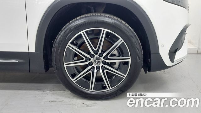 Mercedes-Benz EQB из Кореи Encar