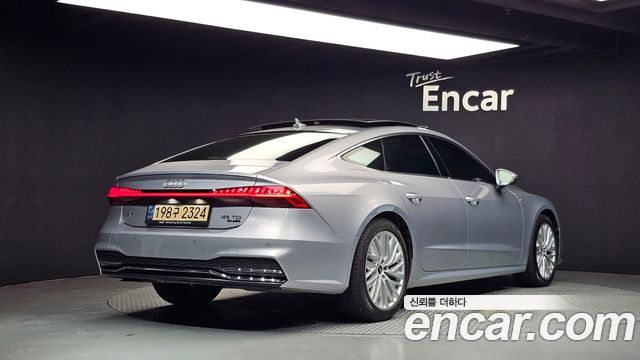 Audi A7 45 TDI Quattro Premium — пробег 83 852 км — фото 2 из 5