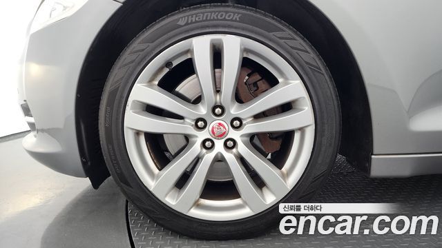 Jaguar XJ из Кореи Encar