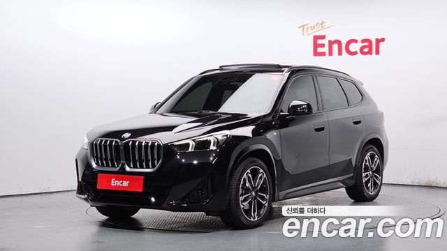BMW X1 xDrive 20i M Sport — пробег 24 081 км — фото 1 из 5