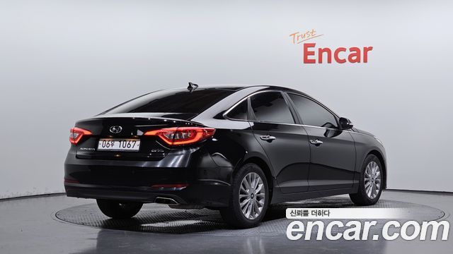 Hyundai Sonata 2.0 Smart Special — пробег 261 504 км — фото 2 из 5
