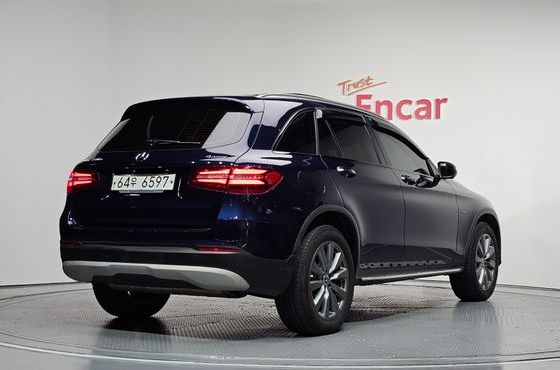 Mercedes-Benz GLC-Class GLC350e 4MATIC Premium — пробег 91 118 км — фото 2 из 5