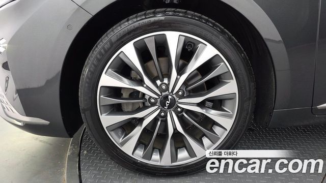 Kia K8 из Кореи Encar