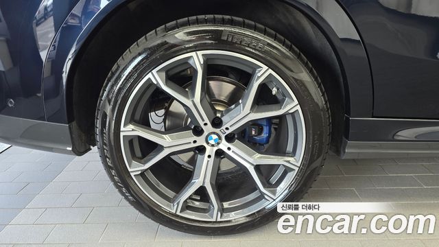 BMW X6 xDrive40i M Sport — пробег 72 698 км — фото 5 из 5