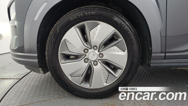Hyundai Kona из Кореи Encar