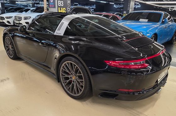 Porsche 911 TARGA 4S 991 — пробег 58 000 км — фото 1 из 5