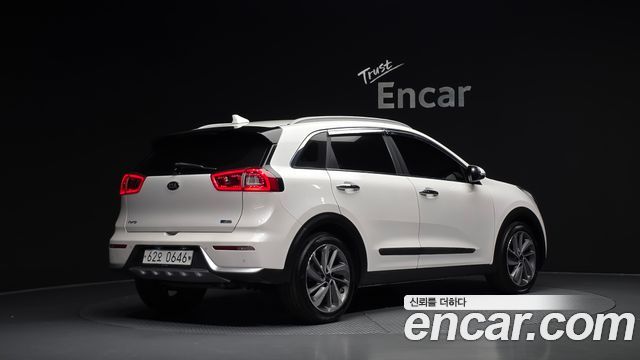 Kia Niro из Кореи Encar