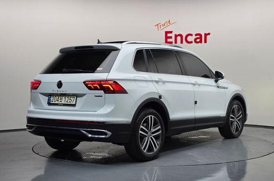 Volkswagen Tiguan 2.0 TDI 4Motion Prestige — пробег 71 581 км — фото 2 из 5