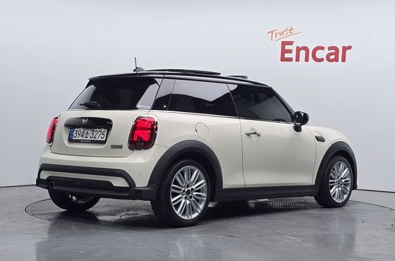 Mini Cooper Classic Third Generation — пробег 65 483 км — фото 2 из 5