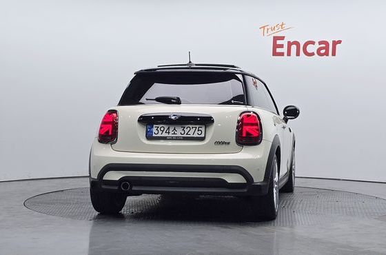 Mini Cooper Classic Third Generation — пробег 65 483 км — фото 4 из 5