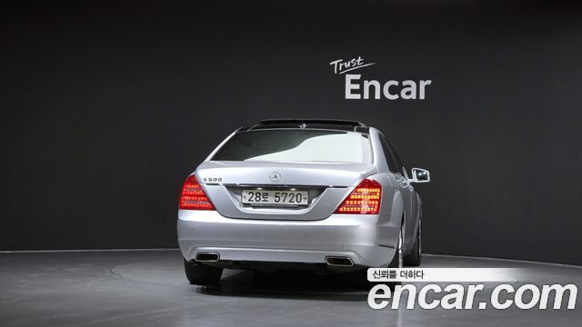 Mercedes-Benz S-Class S350L BlueEFFICIENCY — пробег 205 214 км — фото 4 из 5