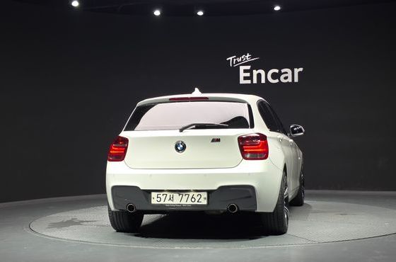 BMW 1-Series 118d Urban Pack1 5Dr — пробег 70 225 км — фото 4 из 5