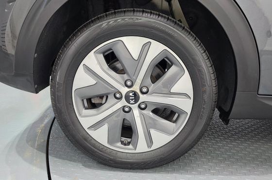 Kia Niro Prestige — пробег 29 284 км — фото 5 из 5