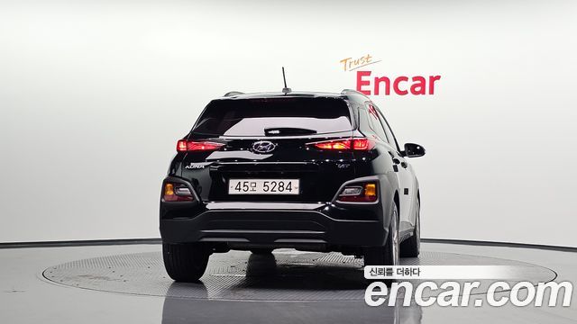 Hyundai Kona из Кореи Encar