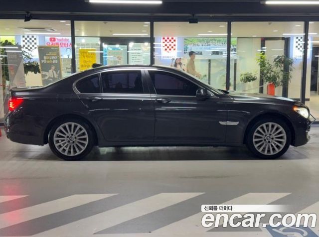 BMW 7-Series 740d xDrive — пробег 197 257 км — фото 3 из 5
