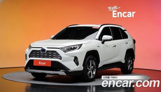 Toyota RAV4 2.5 4WD Hybrid — пробег 132 628 км — фото 1 из 5