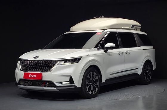 Kia Carnival Gasoline 9-Seater Prestige — пробег 70 346 км — фото 1 из 5