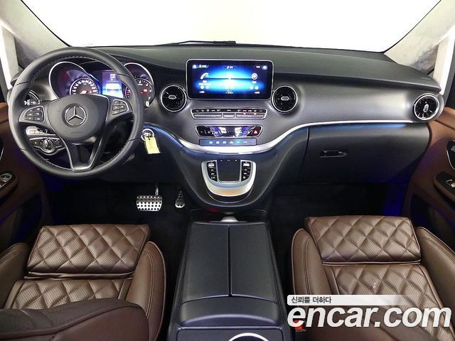 Mercedes-Benz V-Class V220 CDI W447 — пробег 3 350 км — фото 4 из 5