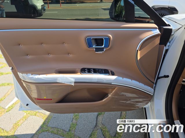Hyundai Grandeur Premium — пробег 2 210 км — фото 4 из 5