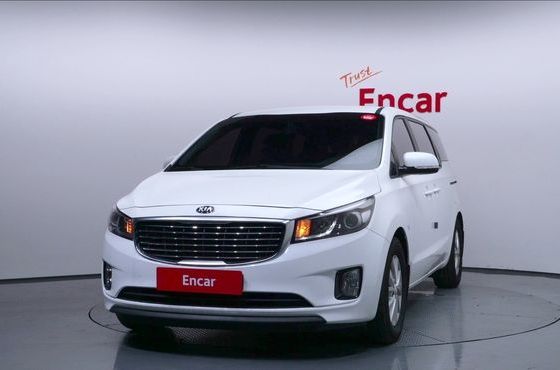 Kia Carnival 11-seater Deluxe — пробег 120 783 км — фото 3 из 5