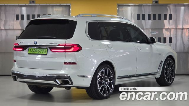 BMW X7 xDrive 40i M Sport 6STR — пробег 9 751 км — фото 2 из 5