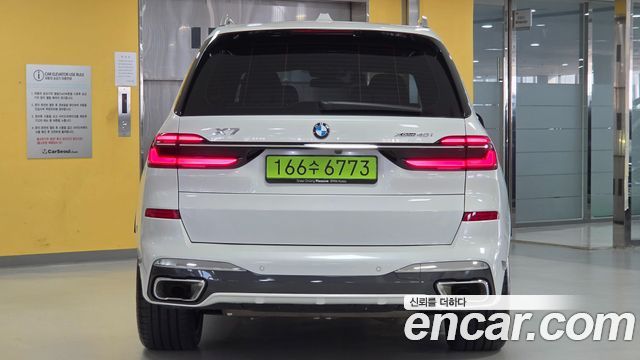 BMW X7 xDrive 40i M Sport 6STR — пробег 9 751 км — фото 4 из 5