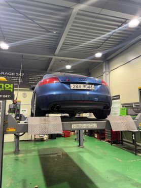 Audi TT Coupe 2.0 TFSI 8J — пробег 240 000 км — фото 4 из 5