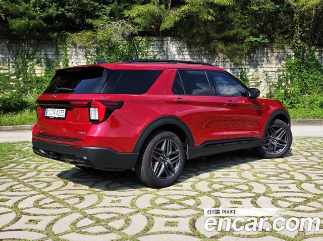 Ford Explorer 2.3 ST-Line 4WD — пробег 8 325 км — фото 3 из 5