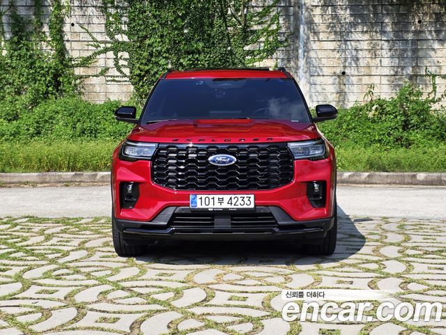 Ford Explorer 2.3 ST-Line 4WD — пробег 8 325 км — фото 4 из 5