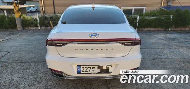 Hyundai Grandeur 3.0 LPi (Taxi) Deluxe VIP Pack — пробег 67 800 км — фото 4 из 5