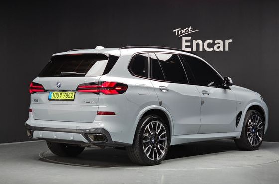 BMW X5 xDrive 50e M Sport — пробег 34 558 км — фото 2 из 5