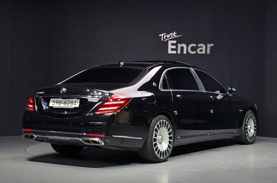 Mercedes-Benz S-Class Maybach S560 4MATIC — пробег 87 995 км — фото 2 из 5