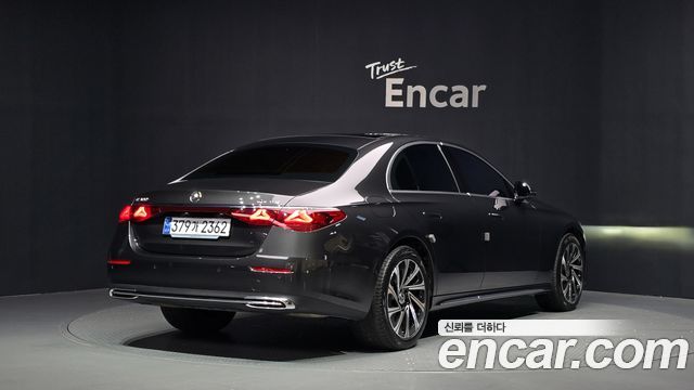 Mercedes-Benz E-Class из Кореи Encar