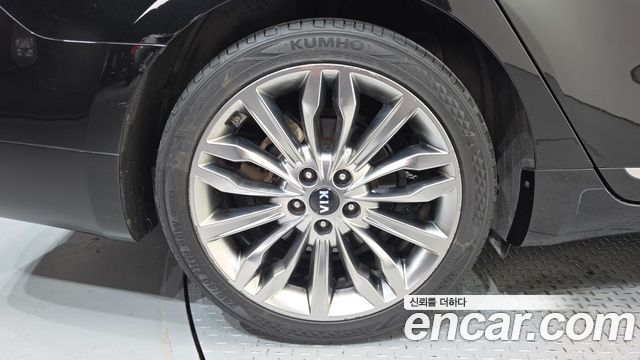 Kia K7 из Кореи Encar